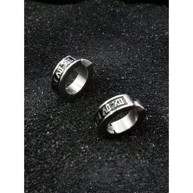 1pair Vintage & Minimalist & Personalized Titanium Steel Roman Numeral Clip-on Earrings Suitable For Men's Daily Wear