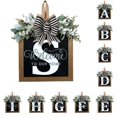 thumbnail image 1 of Décorations de Porte d'Entrée Signe de Couronne d'Alphabet Décoration Suspendue Extérieure 11.8"*11.8", 1 of 3