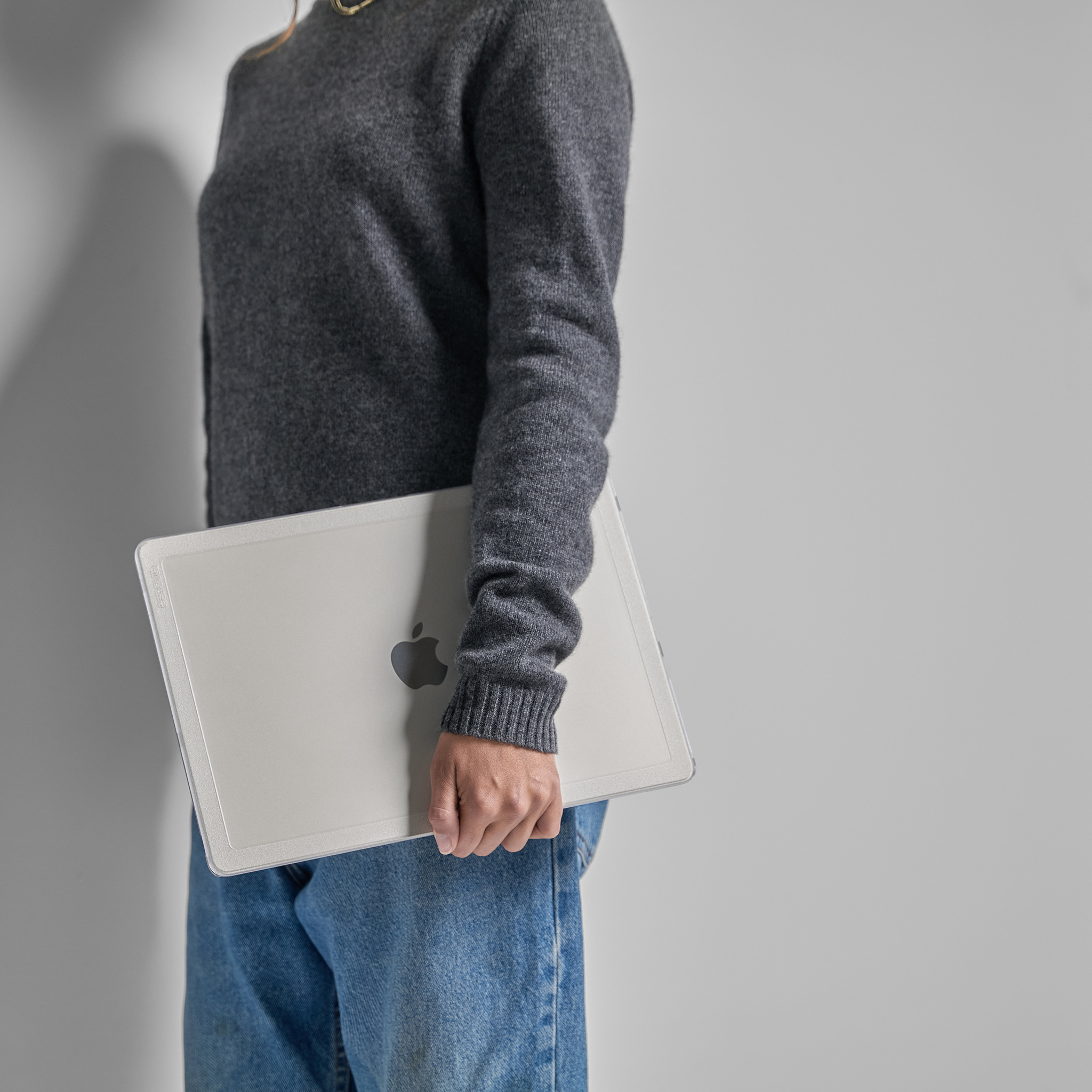 Incase Edge Hardshell Case for MacBook Pro (-inch, M3
