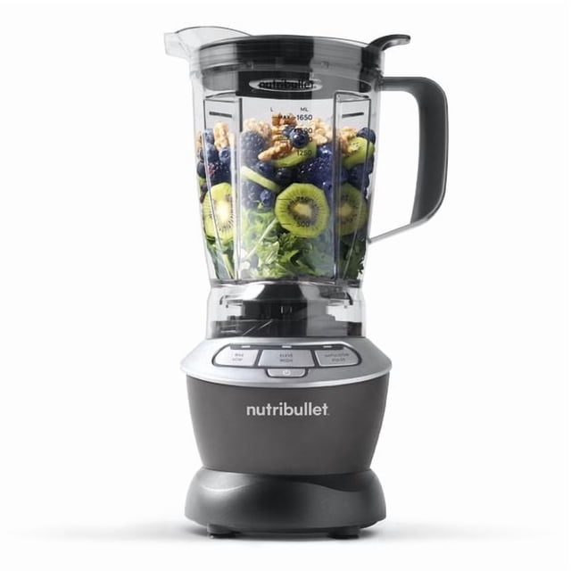 NutriBullet® Blender avec un Pichet de 56 oz Sans BPA Rempli de Tranches de kiwi, de Bleuets, de Noix et de Verdures, Doté d'Une base Grise avec Boutons de Vitesse Basse, Haute et d'Impulsion, Conçu pour le Mélange sur Comptoir de Format Régulier et une extraction Précise.