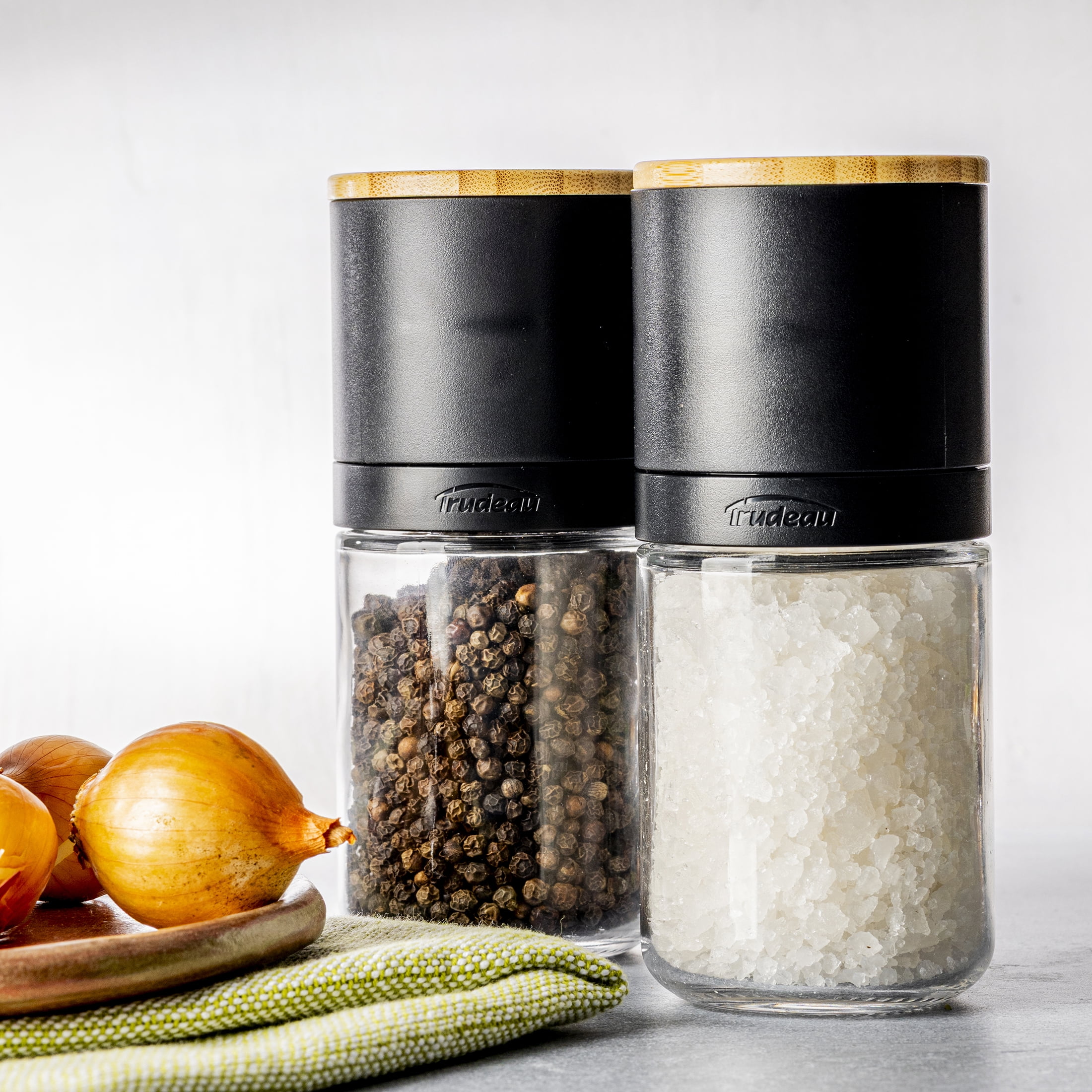 Trudeau STAK Filled Pepper Mill, Pre-filled with 75 g of Pepper, Bamboo Lid