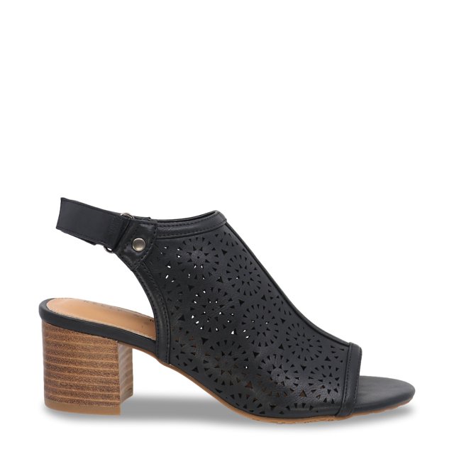 Kelly & Katie Naomi Sandale Shootie à Bride Arrière en Noir, avec une Tige en Similicuir et des Détails Découpés au laser Complexes. Cette Sandale pour Femme à Bout Rond Ouvert, une Bride Slingback avec Fermeture à Crochet et Boucle pour un Ajustement Personnalisé, et un Talon Bloc Empilé de 21⁄2 Po. la Doublure Synthétique Lisse et la Semelle Intérieure Rembourrée Douce Offrent du Confort, pendant Que la Semelle Extérieure TPR Assure la Stabilité. Idéale pour les Temps Chauds, Ce style Est Exclusif aux Marques de Designer au Canada.