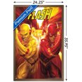 thumbnail image 2 of DC Comics - Le flash et le flash inversé - Course, 2 of 4