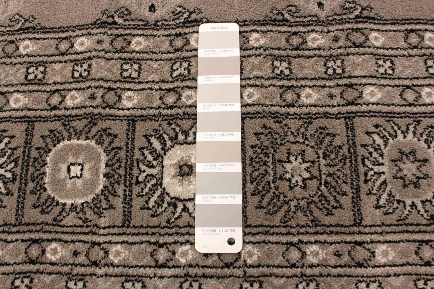 Tekke Oriental Area Rug for Living Room