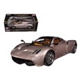 thumbnail image 1 of Motormax Pagani Huayra Champagne Gold Limited Edition / Platinum Collection 1/18 Diecast Model Car, 1 of 1