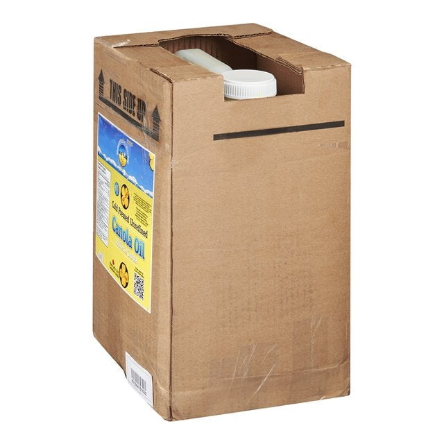 Mountain View Huile de Canola Pressée à Froid dans un Pichet de 17 L, Emballée dans une Boîte en Carton durable avec une Découpe de Poignée pour Plus de Commodité. l'Étiquette Met en Valeur Son Huile de Canola 100 % pure Pressée à Froid, Non OGM, Convient à la Friture, à la Pâtisserie et à la Finition. Cette Huile Fabriquée au Canada Est Conçue pour la Restauration, Offrant un point de Fumée Élevé et un Goût Neutre pour des applications Culinaires Polyvalentes.