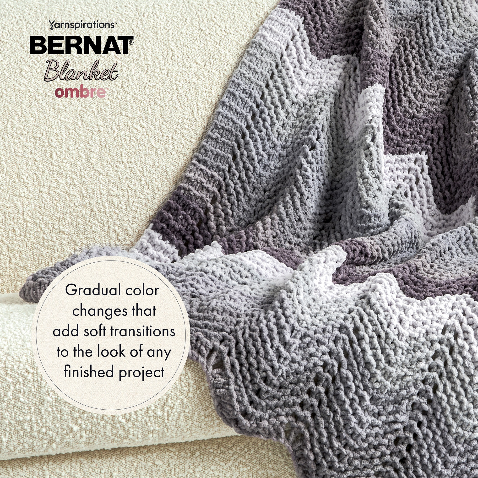 Bernat® Fil Couverture Ombre™, Polyester #6 Super Volumineux, 10,5oz/300g, 220 Yards