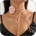 thumbnail image 1 of LinYooLi Collier Ras du Cou Fleuri pour Femmes Collier Gothique Floral à Lacets Collier Rose Long Collier en Velours pour Mariage Fête d'Été, 1 of 5