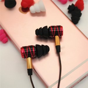 BESTYASH 1 Pair In-Ear Style Ear for Earbuds with Sound Black