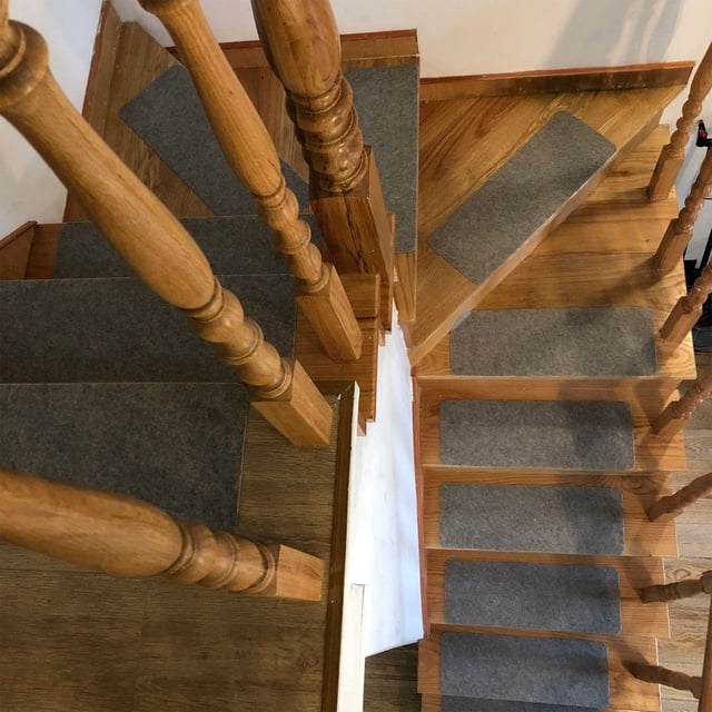 Chmadoxn Bathroom Rugs, Rugs for Living Room, 55x20cm Non-Slip Carpet Stair Treads Non-Slippery Rug Slip Resistive Indoor Runner For Kids Elders And Pet With Reusable Adhesive Staircase mats