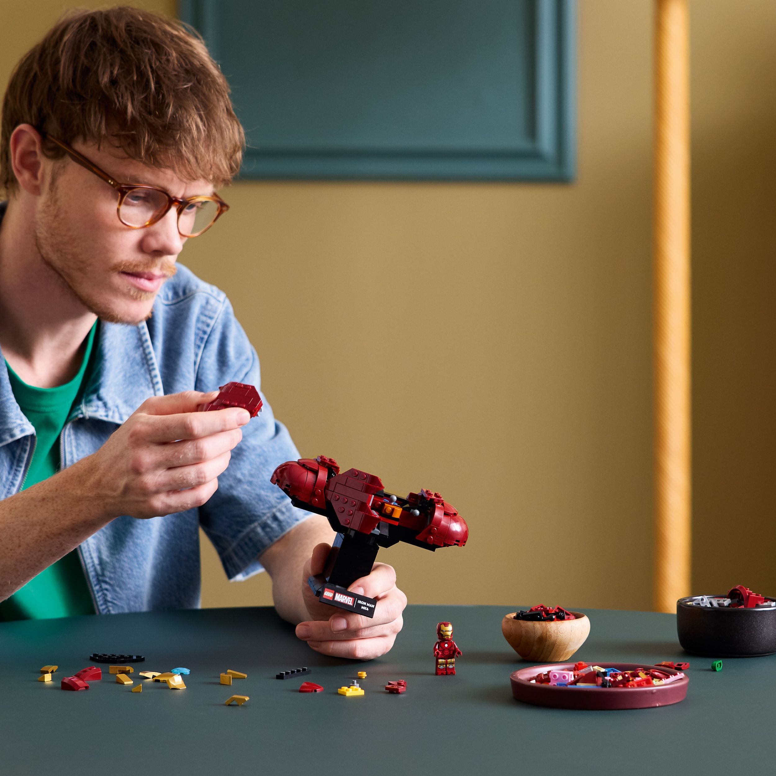 LEGO Marvel Le Buste d’Iron Man MK 4, Modèle à Construire pour Adultes avec Figurine 76327