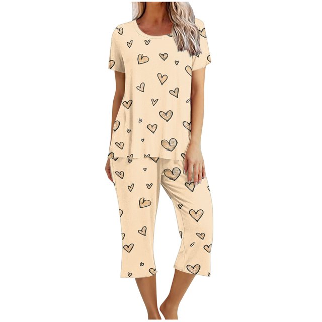Offres du Jour Liquidation Iumwxz Pyjamas Doux Tendance Ensembles Assortis Pyjamas pour Femmes Imprimé Cœur Col Rond Manches Courtes Taille Élastique Pantalons Raccourcis Ensembles pour Femmes Vêtements d'Extérieur
