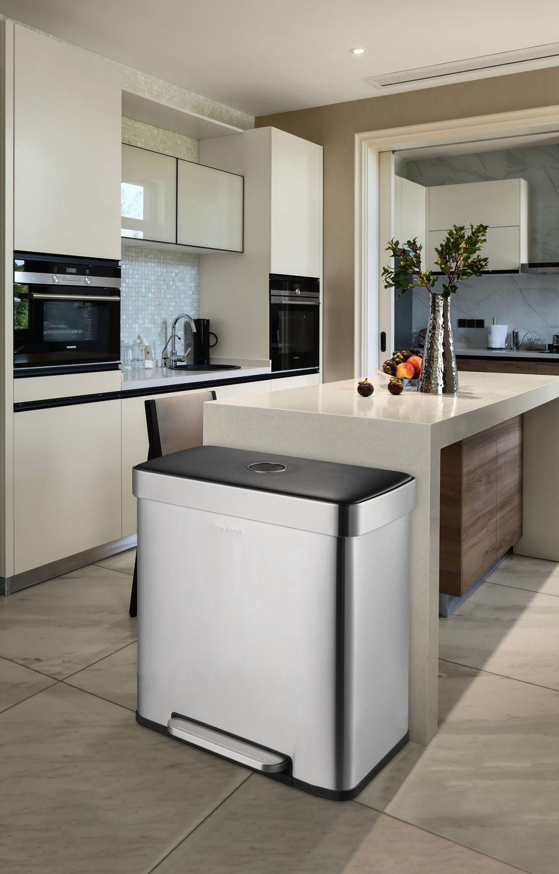 Poubelle double Step N’ Sort 60 L (2 poubelles de cuisine de 30 L), ouverture mains libres à pédale, couvercle à fermeture douce, acier inoxydable anti-traces de doigts