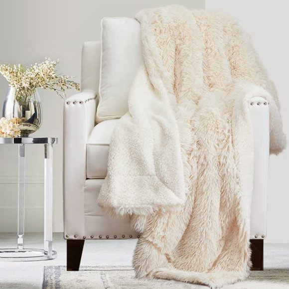 The Connecticut Home Company Couverture Jetée, Douce Peluche Réversible Shag et Sherpa, Jetés Chauds Épais pour Lit, Literie Confortable Lavable Couvertures d'Accent pour Canapé Chaise, 65x50, Crème