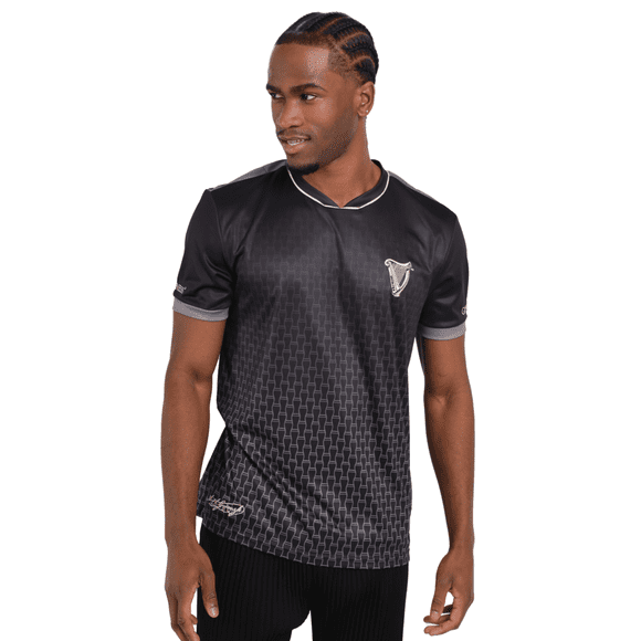 Guinness Maillot de Soccer Dégradé pour Homme Adulte