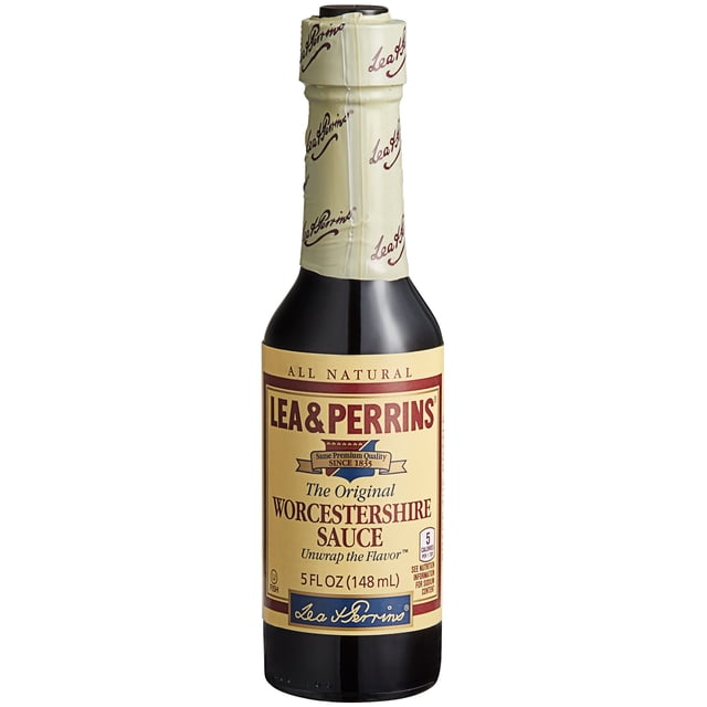 Lea & Perrins Bouteille Worcestershire Sauce de 5 oz avec Étiquette beige et Texte Noir et orange, Mettant en Valeur Sa Recette Originale depuis 1835. la Bouteille Présente une Enveloppe beige Imprimée avec le Nom de la Marque et Est Connue pour Son Profil de Saveur Robuste de Vinaigre Acidulé et de Mélasse Sucrée. Parfaite pour Mariner la Viande, Créer des sauces au steak Ou Rehausser des Soupes, des Salades et Autres Essentiels du Garde-Manger.