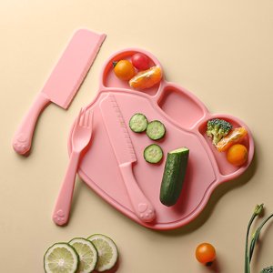 SASHENHG Baby food preparation cutting board and knife set and early childhood education tools and plastic kitchen knife that w on't hurt hands