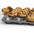 thumbnail image 2 of Moule à muffins MEGA Pillsbury  24 pièces, 2 of 9