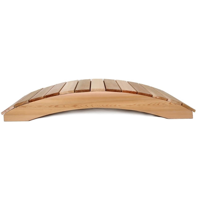 All Things Cedar 4 Pieds Garden Bridge Fabriqué à Partir de Cèdre Rouge Western, Mesurant 47 x 36 x 7 Pouces. le Pont Présente un design Légèrement Arqué avec des Côtés en Cèdre Massifs et des Planches de Pied en Cèdre Transparentes. Il Est Fabriqué à la Main avec des Bords Poncés et Aérodynamiques, Offrant une Finition Lisse Adaptée à la Teinture Ou à la Peinture. le Pont n'Est Pas Traité Mais Naturellement Résistant à la Pourriture, Supporte jusqu'à 400 Livres. Idéal pour les Jardins, les Cours Arrière