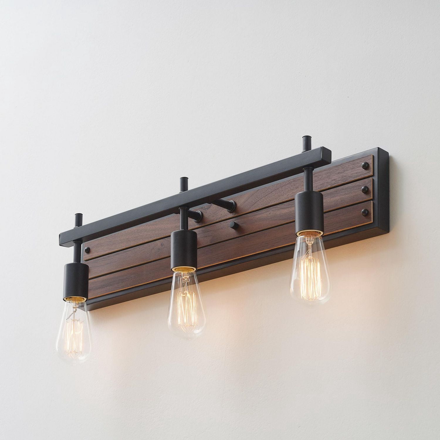 Applique murale à 3 ampoules Mackay, fini similibois, accents noir mat