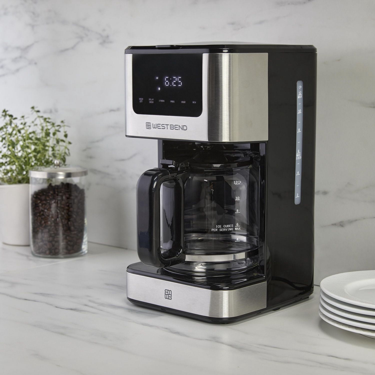Cafetière 12 tasses, chaud et glacé West Bend, en acier inoxydable (CMWB12BK13)