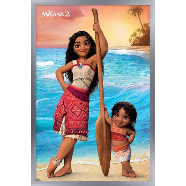 Disney Moana 2 - Affiche Murale Moana et Simea, 22,375 Pouces x 34 Pouces Encadrée, Montrant Moana Pieds Nus sur une Plage de Sable Tenant une Pagaie en Bois Sculptée, Portant un Haut Crème avec Bordure Rouge et une Jupe à Motif Rouge, à Côté d'Un Jeune Enfant dans une Tenue Rouge et Blanche, contre les Vagues de l'Océan et un Ciel au Coucher du Soleil avec des Palmiers, Convient à une Déco de Chambre à Thème Tropical.