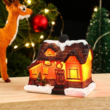 Dvkptbk Ensemble de Maisons de Village d'Hiver de Noël Éclairées à LED Figurines de Noël Diy Miniatures en Résine Kits d'Ornements de Noël Cèdre Branche Nue Arbre Lampe de Rue Décoration de Maison Glowing House