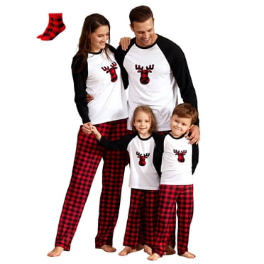 PatPat Pyjamas de Noël Assortis pour la Famille, Ensembles de Pyjamas 2 Pcs pour Enfants Filles Garçons, Haut à Manches Longues avec Cerf et Pantalon à Carreaux avec Chaussettes, Tenue de Nuit des Fêtes, Noir/blanc, 2 Ans