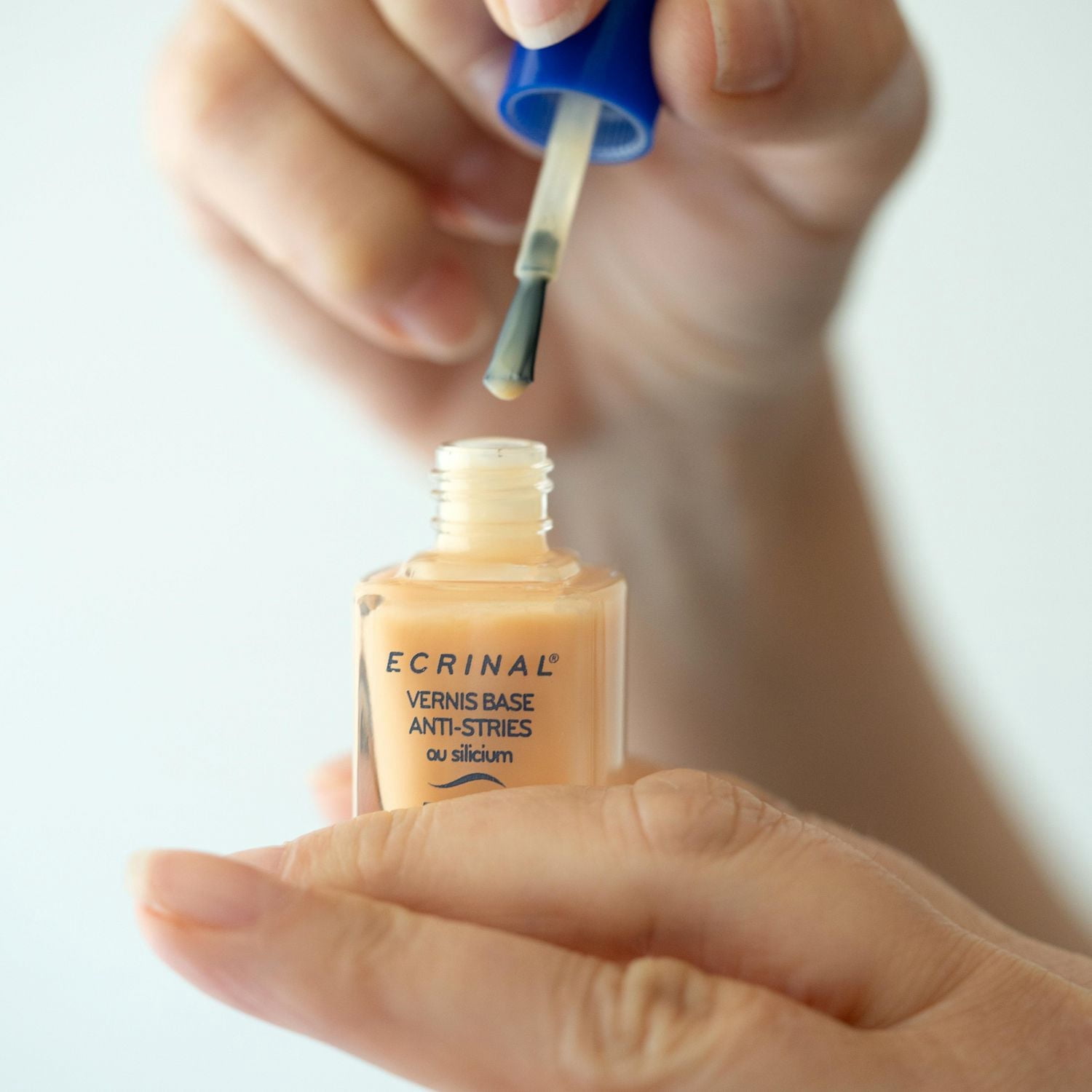 Ecrinal Flexible Basecoat with Silicium Protector