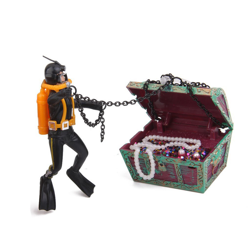 Raindrops Diver Treasure Chest Aquarium Decoration with Floating Diver and Oxygen Effect