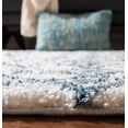 thumbnail image 3 of Safavieh Berber Fringe Robynne Aztec Shag Area Rug, 3 of 5