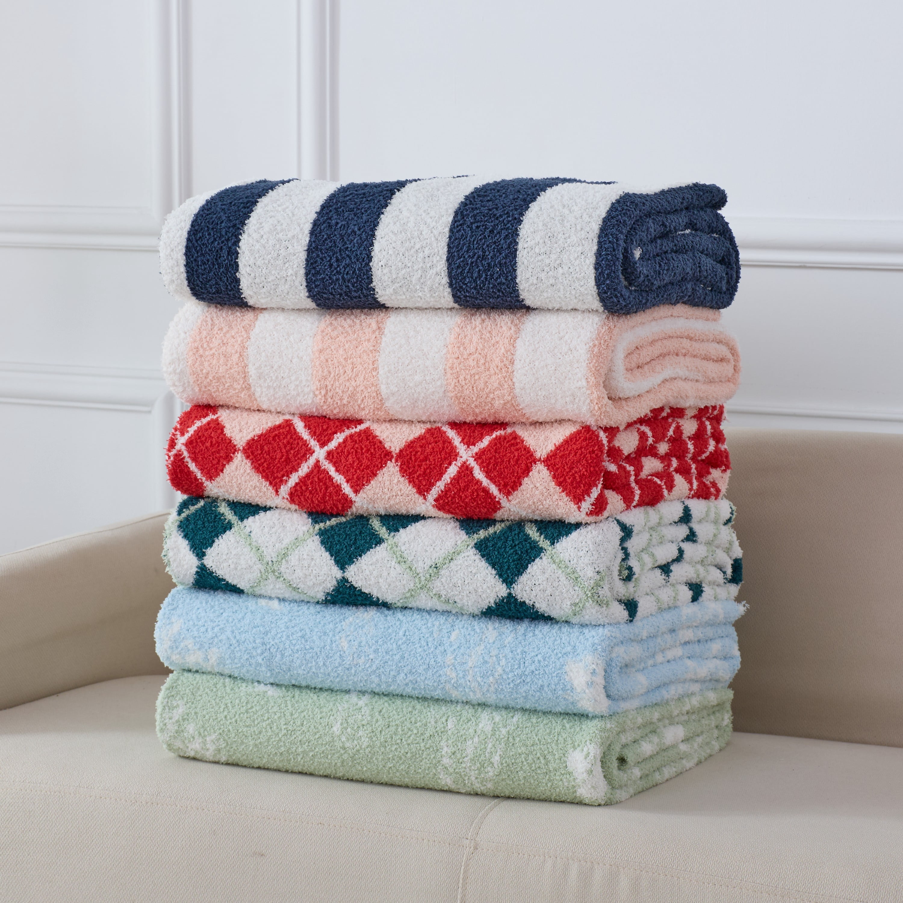 Mainstays Cozy Throw Pink Argyle