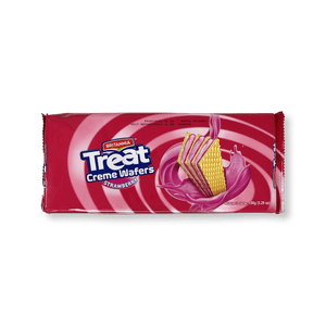 Britannia Treat Wafer Strawberry