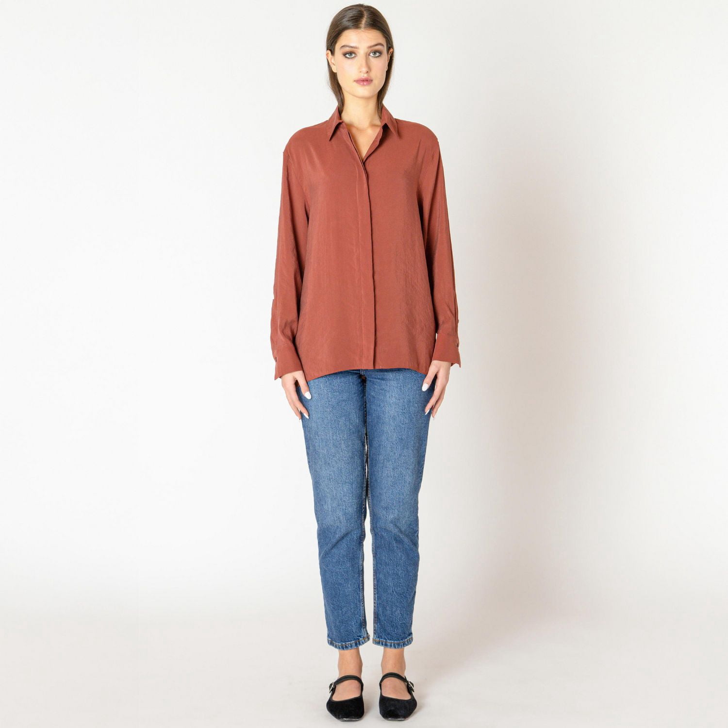 Devoted, Blouse à boutons dans le dos, tailles TP TG