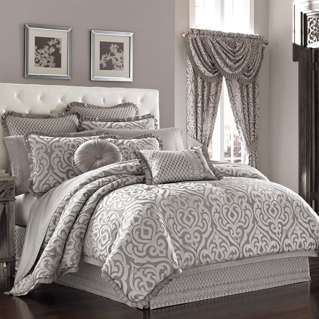 Five Queens Court Lafayette 4 Piece Comforter Set, Silver, Queen 92X96