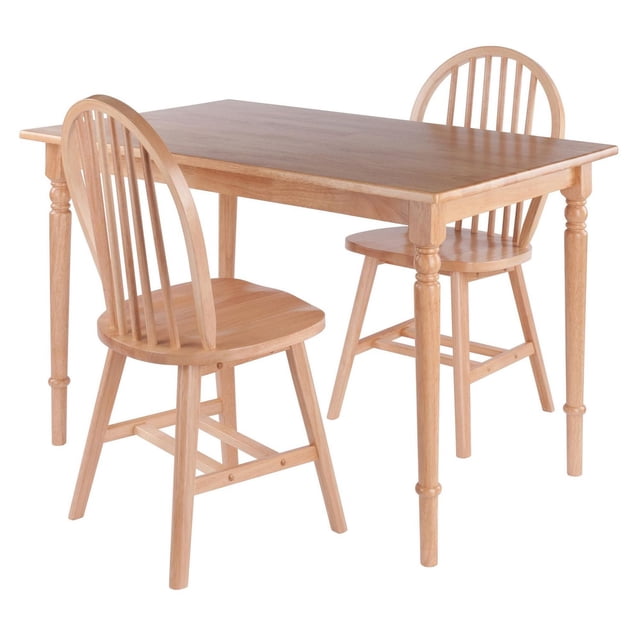Ravenna Table de Salle à Manger 3 Pcs à Abattants avec Chaises en Bois Massif Naturel avec Pieds Tournés de Style Ferme et Coins Arrondis, Assortie à Deux Chaises Windsor avec Sièges Profilés, Dossiers à Barreaux et Doubles Barres Croisées pour la Stabilité, Idéale pour les Petits Espaces de Repas et Convient comme Table de Travail Compacte.
