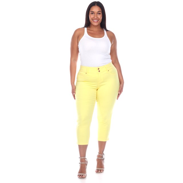 White Mark Women's Plus Size Super Stretchy Capri Jeans, Mid Waist