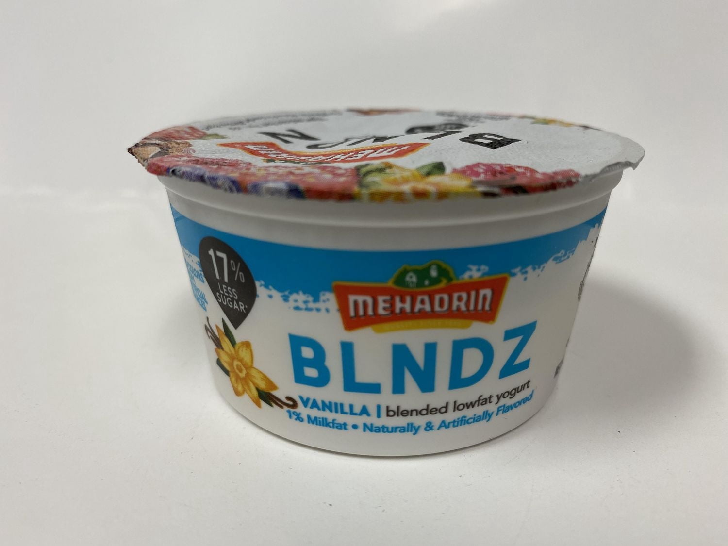 Yogourt moins de gras mélangé Vanille de Mehadrin