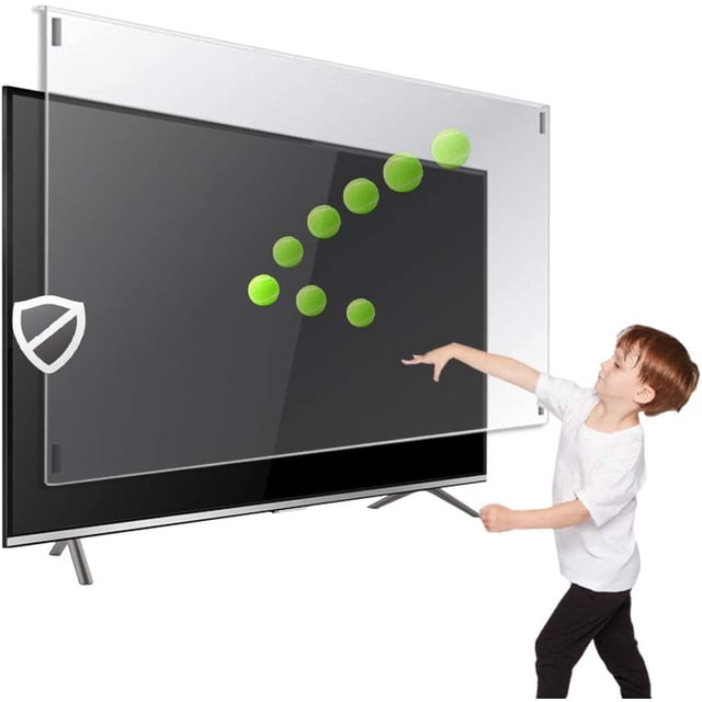 Protecteur d'Écran de Télé 49-50 Pouces TV-ProtectorTM pour LCD, LED, OLED et QLED 4K HDTVs, en Acrylique de Qualité Optique. le Bouclier Transparent et Résistant aux Rayures Absorbe les impacts, Tels Que les Objets Jetés, Tout en Maintenant une Qualité d'Image Nette. Conçu pour une installation Facile Sans Sangles Ni Pinces Exposées, Il Assure la ventilation et Protège contre les Dommages, les Égratignures et les Empreintes Digitales. un Enfant Est Montré Près du Télé,