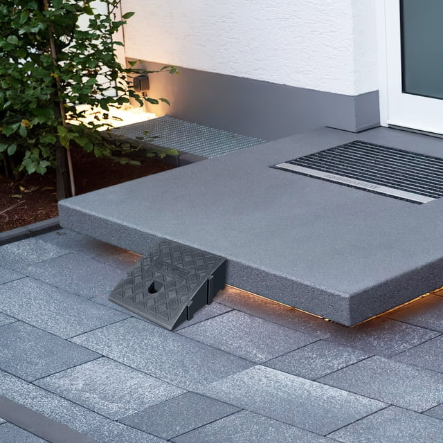 Plastic Slope Ramp Plastic Threshold Ramp Portable Lightweight Outdoor Ramp