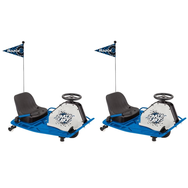 Razor Crazy Cart à Dérive Motorisé à Couple Élevé avec Barre de Dérive, Bleu (Lot de 2). Deux Razor Crazy Carts Bleus avec Sièges Noirs, Volants et Barres de Dérive, Conçus pour le Jeu Extérieur. Chaque Chariot Présente un Système de Dérive Simplifié, des Roues Pivotantes Arrière et un Drapeau de Sécurité. Alimenté par un Moteur Moyeu à Cœur à Couple Élevé de 90 Watts, Ces Chariots Offrent des Vitesses jusqu'à 8 Mi/h et 40 minutes d'Utilisation Continue. Convient aux 6 Ans et Plus