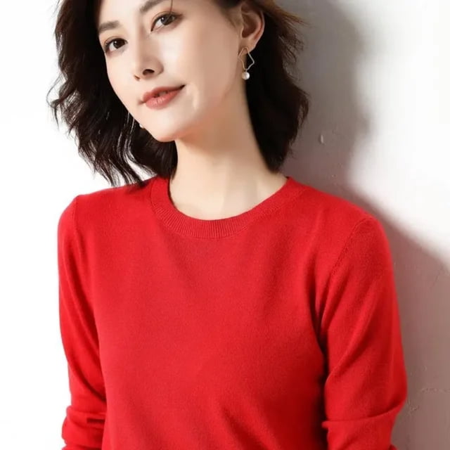 LNGOOR Chandail pour Femmes 2024 avec Encolure O et Manches Longues, Montré dans une Couleur Rouge Vibrante. Ce Chandail en Tricot Coupe Ajustée Convient à l'Automne et à l'Hiver, Offrant une option Élégante et Polyvalente pour Superposer Ou Porter Seul. Fabriqué avec un Tissu en Tricot Doux, Il Est Conçu pour le Confort et un Attrait avant-Gardiste.