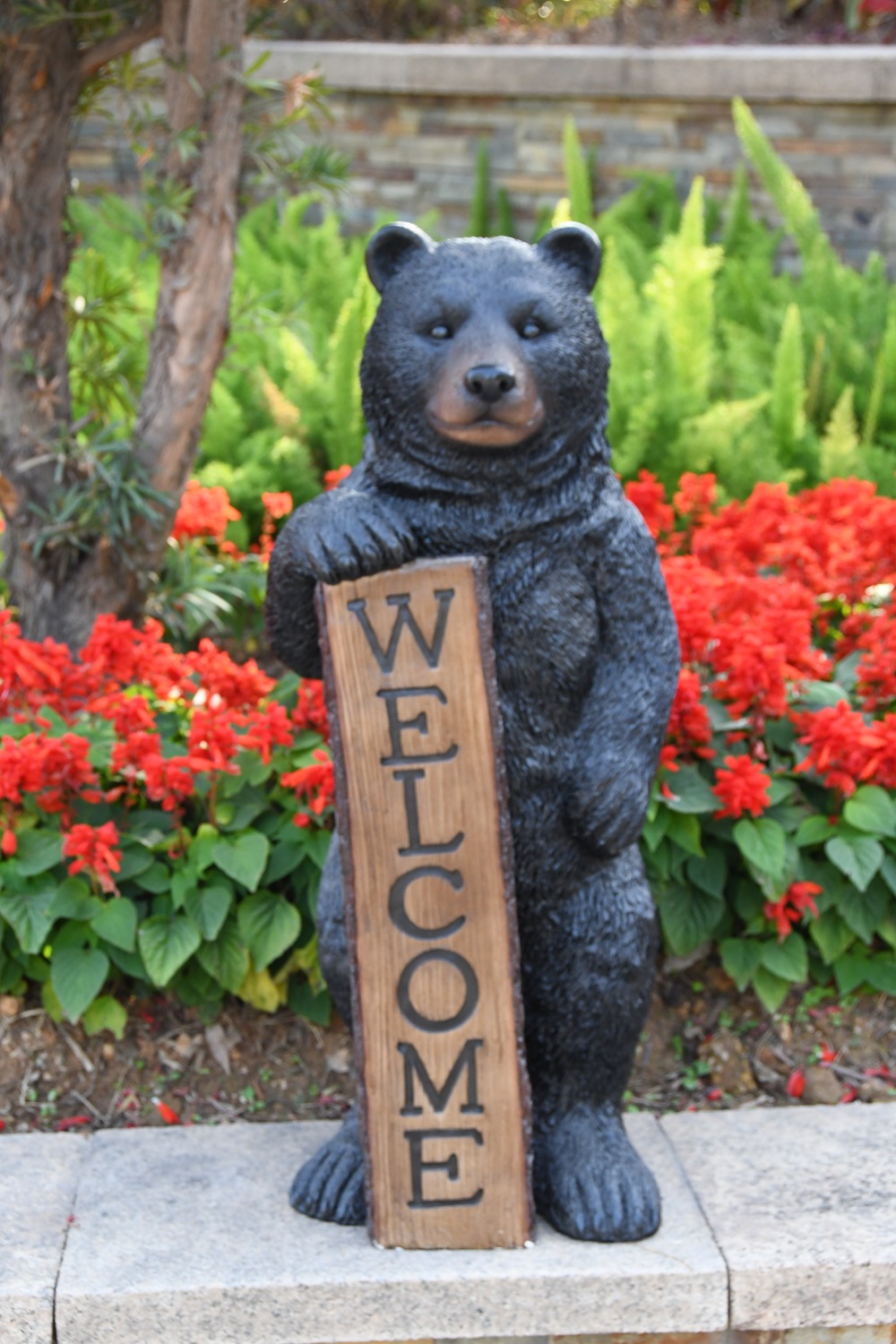 Statue de Jardin Ours Noir Debout avec Panneau de Bienvenue