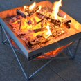thumbnail image 4 of Fireside Outdoor Foyer Extérieur Portatif Escamotable avec Écran Thermique, 4 of 6