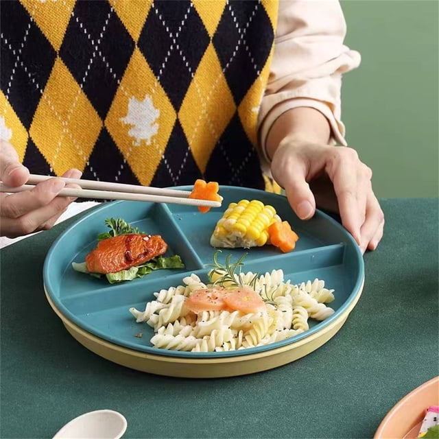 Oleegame 1 Pce Ensemble de Couverts en Acier Inoxydable Assiettes en Blé pour Adultes Ensemble de Vaisselle Réutilisable Enfants Assiette Compartimentée Plateau à Salade en Plastique Bariatrique Plateau à Lunch Micro-Ondes et Lave-Vaisselle Bleu