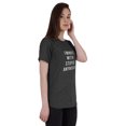 thumbnail image 1 of Inkmeso Haut Citation pour Femmes « Je Ne Suis Plus avec le Stupide » T-Shirt à Imprimé Graphique, 1 of 7