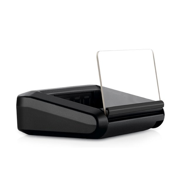 CARTTOU Projecteur de Vitesse Automobile Universel OBD HD avec Affichage Tête Haute HUD au design Noir Épuré et Écran Réfléchissant transparent. Fonctionnalités Incluant Technologie de Réflexion d'Image Virtuelle, Réflecteur Optiquement transparent et angle Ajustable pour une Vision Confortable. Affiche la Vitesse, la Vitesse de rotation, la Température de l'Eau, la Tension et un Seul Kilométrage, avec Alarmes pour la Température de l'Eau, la Tension, la Survitesse, la fatigue au Volant et la Panne de Moteur. Comprend Ligne OBD, Tapis Antidérapant, Manuel D