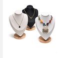 thumbnail image 1 of Ruiboury Necklace Display Bust Chic and Stable for Dresser Retail store Showroom Black L 1Set, 1 of 6