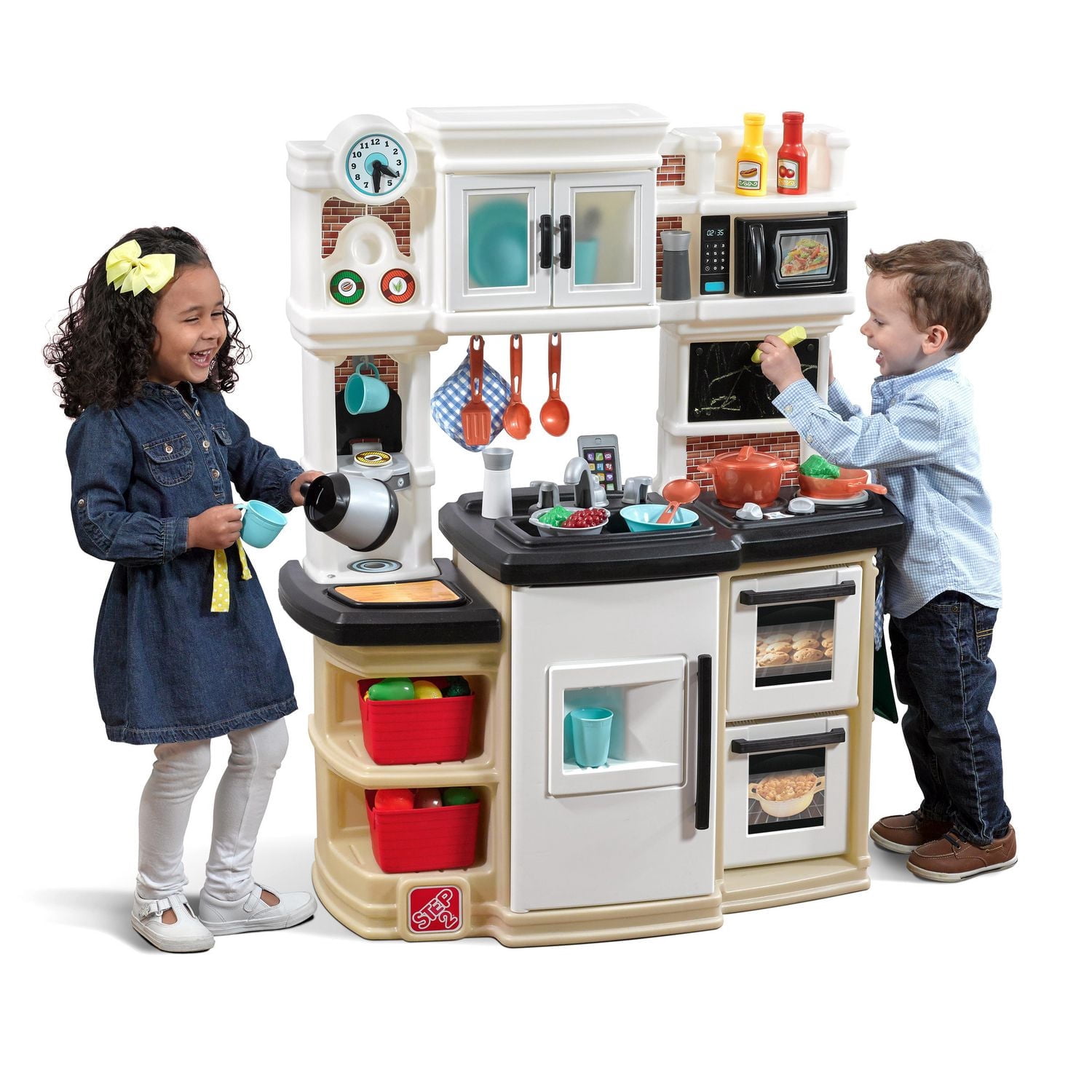 Step2 Great Gourmet – Cuisine de jeu multicolore pour tout-petits, avec ensemble de 36 accessoires – Dès 2 ans