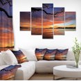 thumbnail image 1 of Magnifique Coucher de Soleil sur la Plage à Phuket - Impression sur Toile de Bord de Mer, 1 of 3